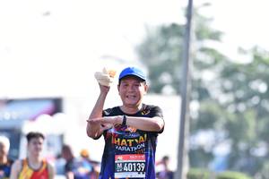 BIB: 40139
                            <button type="button" onclick="openModal(3681259)" class="btn btn-primary btn-sm float-right btn-popup" data-toggle="modal" data-target=".modal-high-quality">
                        <i class="fas fa-shopping-cart"></i> Add to Cart
                    </button>
                                            <button type="button" onclick="isThisMe(3681259, true)" class="btn btn-success btn-sm float-right btn-popup btn-isme hidden" data-toggle="tooltip" data-placement="bottom" title="นี่คือรูปของคุณใช่ไหม คลิกที่นี่เพื่อเอาเข้าอัลบั้ม">
                        <i class="fas fa-plus"></i> Add to album
                    </button>
                    <button type="button" onclick="isThisMe(3681259, false)" class="btn btn-warning btn-sm float-right btn-popup btn-isnotme hidden">
                        <i class="fas fa-ban"></i> Remove from album
                    </button>