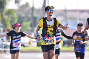 BIB: 40576
                            <button type="button" onclick="openModal(3672837)" class="btn btn-primary btn-sm float-right btn-popup" data-toggle="modal" data-target=".modal-high-quality">
                        <i class="fas fa-shopping-cart"></i> Add to Cart
                    </button>
                                            <button type="button" onclick="isThisMe(3672837, true)" class="btn btn-success btn-sm float-right btn-popup btn-isme hidden" data-toggle="tooltip" data-placement="bottom" title="นี่คือรูปของคุณใช่ไหม คลิกที่นี่เพื่อเอาเข้าอัลบั้ม">
                        <i class="fas fa-plus"></i> Add to album
                    </button>
                    <button type="button" onclick="isThisMe(3672837, false)" class="btn btn-warning btn-sm float-right btn-popup btn-isnotme hidden">
                        <i class="fas fa-ban"></i> Remove from album
                    </button>