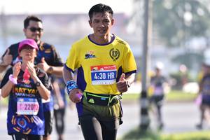 BIB: 430, 2201
                            <button type="button" onclick="openModal(3662412)" class="btn btn-primary btn-sm float-right btn-popup" data-toggle="modal" data-target=".modal-high-quality">
                        <i class="fas fa-shopping-cart"></i> Add to Cart
                    </button>
                                            <button type="button" onclick="isThisMe(3662412, true)" class="btn btn-success btn-sm float-right btn-popup btn-isme hidden" data-toggle="tooltip" data-placement="bottom" title="นี่คือรูปของคุณใช่ไหม คลิกที่นี่เพื่อเอาเข้าอัลบั้ม">
                        <i class="fas fa-plus"></i> Add to album
                    </button>
                    <button type="button" onclick="isThisMe(3662412, false)" class="btn btn-warning btn-sm float-right btn-popup btn-isnotme hidden">
                        <i class="fas fa-ban"></i> Remove from album
                    </button>