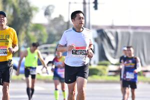 BIB: 0099, 40124
                            <button type="button" onclick="openModal(3674805)" class="btn btn-primary btn-sm float-right btn-popup" data-toggle="modal" data-target=".modal-high-quality">
                        <i class="fas fa-shopping-cart"></i> Add to Cart
                    </button>
                                            <button type="button" onclick="isThisMe(3674805, true)" class="btn btn-success btn-sm float-right btn-popup btn-isme hidden" data-toggle="tooltip" data-placement="bottom" title="นี่คือรูปของคุณใช่ไหม คลิกที่นี่เพื่อเอาเข้าอัลบั้ม">
                        <i class="fas fa-plus"></i> Add to album
                    </button>
                    <button type="button" onclick="isThisMe(3674805, false)" class="btn btn-warning btn-sm float-right btn-popup btn-isnotme hidden">
                        <i class="fas fa-ban"></i> Remove from album
                    </button>