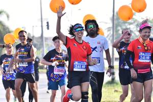 BIB: 245, 22493
                            <button type="button" onclick="openModal(3663315)" class="btn btn-primary btn-sm float-right btn-popup" data-toggle="modal" data-target=".modal-high-quality">
                        <i class="fas fa-shopping-cart"></i> Add to Cart
                    </button>
                                            <button type="button" onclick="isThisMe(3663315, true)" class="btn btn-success btn-sm float-right btn-popup btn-isme hidden" data-toggle="tooltip" data-placement="bottom" title="นี่คือรูปของคุณใช่ไหม คลิกที่นี่เพื่อเอาเข้าอัลบั้ม">
                        <i class="fas fa-plus"></i> Add to album
                    </button>
                    <button type="button" onclick="isThisMe(3663315, false)" class="btn btn-warning btn-sm float-right btn-popup btn-isnotme hidden">
                        <i class="fas fa-ban"></i> Remove from album
                    </button>