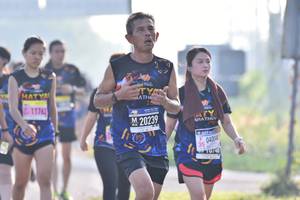 BIB: 11762, 20239, 04002
                            <button type="button" onclick="openModal(3748166)" class="btn btn-primary btn-sm float-right btn-popup" data-toggle="modal" data-target=".modal-high-quality">
                        <i class="fas fa-shopping-cart"></i> Add to Cart
                    </button>
                                            <button type="button" onclick="isThisMe(3748166, true)" class="btn btn-success btn-sm float-right btn-popup btn-isme hidden" data-toggle="tooltip" data-placement="bottom" title="นี่คือรูปของคุณใช่ไหม คลิกที่นี่เพื่อเอาเข้าอัลบั้ม">
                        <i class="fas fa-plus"></i> Add to album
                    </button>
                    <button type="button" onclick="isThisMe(3748166, false)" class="btn btn-warning btn-sm float-right btn-popup btn-isnotme hidden">
                        <i class="fas fa-ban"></i> Remove from album
                    </button>