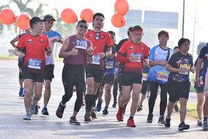 BIB: 200, 12166
                            <button type="button" onclick="openModal(3745236)" class="btn btn-primary btn-sm float-right btn-popup" data-toggle="modal" data-target=".modal-high-quality">
                        <i class="fas fa-shopping-cart"></i> Add to Cart
                    </button>
                                            <button type="button" onclick="isThisMe(3745236, true)" class="btn btn-success btn-sm float-right btn-popup btn-isme hidden" data-toggle="tooltip" data-placement="bottom" title="นี่คือรูปของคุณใช่ไหม คลิกที่นี่เพื่อเอาเข้าอัลบั้ม">
                        <i class="fas fa-plus"></i> Add to album
                    </button>
                    <button type="button" onclick="isThisMe(3745236, false)" class="btn btn-warning btn-sm float-right btn-popup btn-isnotme hidden">
                        <i class="fas fa-ban"></i> Remove from album
                    </button>