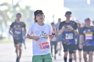 BIB: 41360
                            <button type="button" onclick="openModal(3753827)" class="btn btn-primary btn-sm float-right btn-popup" data-toggle="modal" data-target=".modal-high-quality">
                        <i class="fas fa-shopping-cart"></i> Add to Cart
                    </button>
                                            <button type="button" onclick="isThisMe(3753827, true)" class="btn btn-success btn-sm float-right btn-popup btn-isme hidden" data-toggle="tooltip" data-placement="bottom" title="นี่คือรูปของคุณใช่ไหม คลิกที่นี่เพื่อเอาเข้าอัลบั้ม">
                        <i class="fas fa-plus"></i> Add to album
                    </button>
                    <button type="button" onclick="isThisMe(3753827, false)" class="btn btn-warning btn-sm float-right btn-popup btn-isnotme hidden">
                        <i class="fas fa-ban"></i> Remove from album
                    </button>