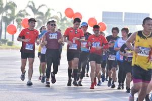 BIB: 21014
                            <button type="button" onclick="openModal(3745161)" class="btn btn-primary btn-sm float-right btn-popup" data-toggle="modal" data-target=".modal-high-quality">
                        <i class="fas fa-shopping-cart"></i> Add to Cart
                    </button>
                                            <button type="button" onclick="isThisMe(3745161, true)" class="btn btn-success btn-sm float-right btn-popup btn-isme hidden" data-toggle="tooltip" data-placement="bottom" title="นี่คือรูปของคุณใช่ไหม คลิกที่นี่เพื่อเอาเข้าอัลบั้ม">
                        <i class="fas fa-plus"></i> Add to album
                    </button>
                    <button type="button" onclick="isThisMe(3745161, false)" class="btn btn-warning btn-sm float-right btn-popup btn-isnotme hidden">
                        <i class="fas fa-ban"></i> Remove from album
                    </button>