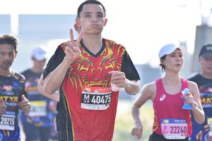 BIB: 40475, 22240
                            <button type="button" onclick="openModal(3739207)" class="btn btn-primary btn-sm float-right btn-popup" data-toggle="modal" data-target=".modal-high-quality">
                        <i class="fas fa-shopping-cart"></i> Add to Cart
                    </button>
                                            <button type="button" onclick="isThisMe(3739207, true)" class="btn btn-success btn-sm float-right btn-popup btn-isme hidden" data-toggle="tooltip" data-placement="bottom" title="นี่คือรูปของคุณใช่ไหม คลิกที่นี่เพื่อเอาเข้าอัลบั้ม">
                        <i class="fas fa-plus"></i> Add to album
                    </button>
                    <button type="button" onclick="isThisMe(3739207, false)" class="btn btn-warning btn-sm float-right btn-popup btn-isnotme hidden">
                        <i class="fas fa-ban"></i> Remove from album
                    </button>