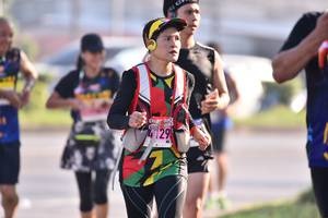 BIB: 
                            <button type="button" onclick="openModal(3742076)" class="btn btn-primary btn-sm float-right btn-popup" data-toggle="modal" data-target=".modal-high-quality">
                        <i class="fas fa-shopping-cart"></i> Add to Cart
                    </button>
                                            <button type="button" onclick="isThisMe(3742076, true)" class="btn btn-success btn-sm float-right btn-popup btn-isme hidden" data-toggle="tooltip" data-placement="bottom" title="นี่คือรูปของคุณใช่ไหม คลิกที่นี่เพื่อเอาเข้าอัลบั้ม">
                        <i class="fas fa-plus"></i> Add to album
                    </button>
                    <button type="button" onclick="isThisMe(3742076, false)" class="btn btn-warning btn-sm float-right btn-popup btn-isnotme hidden">
                        <i class="fas fa-ban"></i> Remove from album
                    </button>