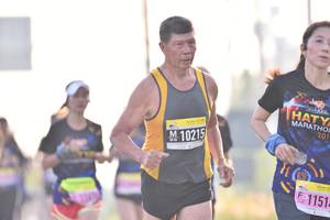 BIB: 201, 10215, 1151
                            <button type="button" onclick="openModal(3780640)" class="btn btn-primary btn-sm float-right btn-popup" data-toggle="modal" data-target=".modal-high-quality">
                        <i class="fas fa-shopping-cart"></i> Add to Cart
                    </button>
                                            <button type="button" onclick="isThisMe(3780640, true)" class="btn btn-success btn-sm float-right btn-popup btn-isme hidden" data-toggle="tooltip" data-placement="bottom" title="นี่คือรูปของคุณใช่ไหม คลิกที่นี่เพื่อเอาเข้าอัลบั้ม">
                        <i class="fas fa-plus"></i> Add to album
                    </button>
                    <button type="button" onclick="isThisMe(3780640, false)" class="btn btn-warning btn-sm float-right btn-popup btn-isnotme hidden">
                        <i class="fas fa-ban"></i> Remove from album
                    </button>