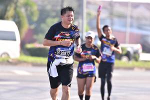 BIB: 20817
                            <button type="button" onclick="openModal(3663826)" class="btn btn-primary btn-sm float-right btn-popup" data-toggle="modal" data-target=".modal-high-quality">
                        <i class="fas fa-shopping-cart"></i> Add to Cart
                    </button>
                                            <button type="button" onclick="isThisMe(3663826, true)" class="btn btn-success btn-sm float-right btn-popup btn-isme hidden" data-toggle="tooltip" data-placement="bottom" title="นี่คือรูปของคุณใช่ไหม คลิกที่นี่เพื่อเอาเข้าอัลบั้ม">
                        <i class="fas fa-plus"></i> Add to album
                    </button>
                    <button type="button" onclick="isThisMe(3663826, false)" class="btn btn-warning btn-sm float-right btn-popup btn-isnotme hidden">
                        <i class="fas fa-ban"></i> Remove from album
                    </button>