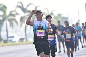 BIB: 12701, 11537
                            <button type="button" onclick="openModal(3746744)" class="btn btn-primary btn-sm float-right btn-popup" data-toggle="modal" data-target=".modal-high-quality">
                        <i class="fas fa-shopping-cart"></i> Add to Cart
                    </button>
                                            <button type="button" onclick="isThisMe(3746744, true)" class="btn btn-success btn-sm float-right btn-popup btn-isme hidden" data-toggle="tooltip" data-placement="bottom" title="นี่คือรูปของคุณใช่ไหม คลิกที่นี่เพื่อเอาเข้าอัลบั้ม">
                        <i class="fas fa-plus"></i> Add to album
                    </button>
                    <button type="button" onclick="isThisMe(3746744, false)" class="btn btn-warning btn-sm float-right btn-popup btn-isnotme hidden">
                        <i class="fas fa-ban"></i> Remove from album
                    </button>