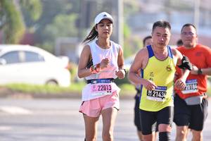 BIB: 22013
                            <button type="button" onclick="openModal(3662670)" class="btn btn-primary btn-sm float-right btn-popup" data-toggle="modal" data-target=".modal-high-quality">
                        <i class="fas fa-shopping-cart"></i> Add to Cart
                    </button>
                                            <button type="button" onclick="isThisMe(3662670, true)" class="btn btn-success btn-sm float-right btn-popup btn-isme hidden" data-toggle="tooltip" data-placement="bottom" title="นี่คือรูปของคุณใช่ไหม คลิกที่นี่เพื่อเอาเข้าอัลบั้ม">
                        <i class="fas fa-plus"></i> Add to album
                    </button>
                    <button type="button" onclick="isThisMe(3662670, false)" class="btn btn-warning btn-sm float-right btn-popup btn-isnotme hidden">
                        <i class="fas fa-ban"></i> Remove from album
                    </button>