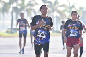 BIB: 2019, 21554, 21142
                            <button type="button" onclick="openModal(3752098)" class="btn btn-primary btn-sm float-right btn-popup" data-toggle="modal" data-target=".modal-high-quality">
                        <i class="fas fa-shopping-cart"></i> Add to Cart
                    </button>
                                            <button type="button" onclick="isThisMe(3752098, true)" class="btn btn-success btn-sm float-right btn-popup btn-isme hidden" data-toggle="tooltip" data-placement="bottom" title="นี่คือรูปของคุณใช่ไหม คลิกที่นี่เพื่อเอาเข้าอัลบั้ม">
                        <i class="fas fa-plus"></i> Add to album
                    </button>
                    <button type="button" onclick="isThisMe(3752098, false)" class="btn btn-warning btn-sm float-right btn-popup btn-isnotme hidden">
                        <i class="fas fa-ban"></i> Remove from album
                    </button>