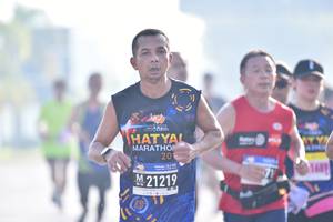 BIB: 21219
                            <button type="button" onclick="openModal(3754536)" class="btn btn-primary btn-sm float-right btn-popup" data-toggle="modal" data-target=".modal-high-quality">
                        <i class="fas fa-shopping-cart"></i> Add to Cart
                    </button>
                                            <button type="button" onclick="isThisMe(3754536, true)" class="btn btn-success btn-sm float-right btn-popup btn-isme hidden" data-toggle="tooltip" data-placement="bottom" title="นี่คือรูปของคุณใช่ไหม คลิกที่นี่เพื่อเอาเข้าอัลบั้ม">
                        <i class="fas fa-plus"></i> Add to album
                    </button>
                    <button type="button" onclick="isThisMe(3754536, false)" class="btn btn-warning btn-sm float-right btn-popup btn-isnotme hidden">
                        <i class="fas fa-ban"></i> Remove from album
                    </button>