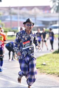 BIB: 
                            <button type="button" onclick="openModal(3680012)" class="btn btn-primary btn-sm float-right btn-popup" data-toggle="modal" data-target=".modal-high-quality">
                        <i class="fas fa-shopping-cart"></i> Add to Cart
                    </button>
                                            <button type="button" onclick="isThisMe(3680012, true)" class="btn btn-success btn-sm float-right btn-popup btn-isme hidden" data-toggle="tooltip" data-placement="bottom" title="นี่คือรูปของคุณใช่ไหม คลิกที่นี่เพื่อเอาเข้าอัลบั้ม">
                        <i class="fas fa-plus"></i> Add to album
                    </button>
                    <button type="button" onclick="isThisMe(3680012, false)" class="btn btn-warning btn-sm float-right btn-popup btn-isnotme hidden">
                        <i class="fas fa-ban"></i> Remove from album
                    </button>