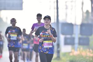 BIB: 11576
                            <button type="button" onclick="openModal(3779241)" class="btn btn-primary btn-sm float-right btn-popup" data-toggle="modal" data-target=".modal-high-quality">
                        <i class="fas fa-shopping-cart"></i> Add to Cart
                    </button>
                                            <button type="button" onclick="isThisMe(3779241, true)" class="btn btn-success btn-sm float-right btn-popup btn-isme hidden" data-toggle="tooltip" data-placement="bottom" title="นี่คือรูปของคุณใช่ไหม คลิกที่นี่เพื่อเอาเข้าอัลบั้ม">
                        <i class="fas fa-plus"></i> Add to album
                    </button>
                    <button type="button" onclick="isThisMe(3779241, false)" class="btn btn-warning btn-sm float-right btn-popup btn-isnotme hidden">
                        <i class="fas fa-ban"></i> Remove from album
                    </button>