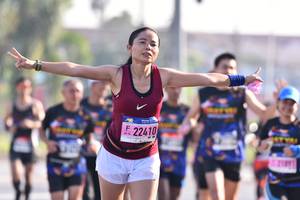 BIB: 22410, 
                            <button type="button" onclick="openModal(3662195)" class="btn btn-primary btn-sm float-right btn-popup" data-toggle="modal" data-target=".modal-high-quality">
                        <i class="fas fa-shopping-cart"></i> Add to Cart
                    </button>
                                            <button type="button" onclick="isThisMe(3662195, true)" class="btn btn-success btn-sm float-right btn-popup btn-isme hidden" data-toggle="tooltip" data-placement="bottom" title="นี่คือรูปของคุณใช่ไหม คลิกที่นี่เพื่อเอาเข้าอัลบั้ม">
                        <i class="fas fa-plus"></i> Add to album
                    </button>
                    <button type="button" onclick="isThisMe(3662195, false)" class="btn btn-warning btn-sm float-right btn-popup btn-isnotme hidden">
                        <i class="fas fa-ban"></i> Remove from album
                    </button>