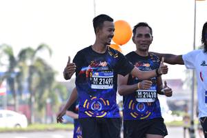 BIB: 21491, 21410
                            <button type="button" onclick="openModal(3663332)" class="btn btn-primary btn-sm float-right btn-popup" data-toggle="modal" data-target=".modal-high-quality">
                        <i class="fas fa-shopping-cart"></i> Add to Cart
                    </button>
                                            <button type="button" onclick="isThisMe(3663332, true)" class="btn btn-success btn-sm float-right btn-popup btn-isme hidden" data-toggle="tooltip" data-placement="bottom" title="นี่คือรูปของคุณใช่ไหม คลิกที่นี่เพื่อเอาเข้าอัลบั้ม">
                        <i class="fas fa-plus"></i> Add to album
                    </button>
                    <button type="button" onclick="isThisMe(3663332, false)" class="btn btn-warning btn-sm float-right btn-popup btn-isnotme hidden">
                        <i class="fas fa-ban"></i> Remove from album
                    </button>