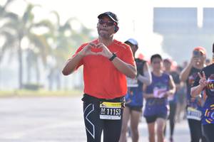 BIB: 11153
                            <button type="button" onclick="openModal(3744910)" class="btn btn-primary btn-sm float-right btn-popup" data-toggle="modal" data-target=".modal-high-quality">
                        <i class="fas fa-shopping-cart"></i> Add to Cart
                    </button>
                                            <button type="button" onclick="isThisMe(3744910, true)" class="btn btn-success btn-sm float-right btn-popup btn-isme hidden" data-toggle="tooltip" data-placement="bottom" title="นี่คือรูปของคุณใช่ไหม คลิกที่นี่เพื่อเอาเข้าอัลบั้ม">
                        <i class="fas fa-plus"></i> Add to album
                    </button>
                    <button type="button" onclick="isThisMe(3744910, false)" class="btn btn-warning btn-sm float-right btn-popup btn-isnotme hidden">
                        <i class="fas fa-ban"></i> Remove from album
                    </button>