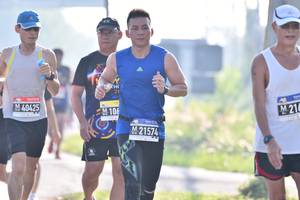 BIB: 40425, 106, 21574
                            <button type="button" onclick="openModal(3739162)" class="btn btn-primary btn-sm float-right btn-popup" data-toggle="modal" data-target=".modal-high-quality">
                        <i class="fas fa-shopping-cart"></i> Add to Cart
                    </button>
                                            <button type="button" onclick="isThisMe(3739162, true)" class="btn btn-success btn-sm float-right btn-popup btn-isme hidden" data-toggle="tooltip" data-placement="bottom" title="นี่คือรูปของคุณใช่ไหม คลิกที่นี่เพื่อเอาเข้าอัลบั้ม">
                        <i class="fas fa-plus"></i> Add to album
                    </button>
                    <button type="button" onclick="isThisMe(3739162, false)" class="btn btn-warning btn-sm float-right btn-popup btn-isnotme hidden">
                        <i class="fas fa-ban"></i> Remove from album
                    </button>