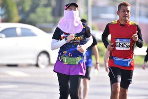 BIB: 209, 21499
                            <button type="button" onclick="openModal(3698366)" class="btn btn-primary btn-sm float-right btn-popup" data-toggle="modal" data-target=".modal-high-quality">
                        <i class="fas fa-shopping-cart"></i> Add to Cart
                    </button>
                                            <button type="button" onclick="isThisMe(3698366, true)" class="btn btn-success btn-sm float-right btn-popup btn-isme hidden" data-toggle="tooltip" data-placement="bottom" title="นี่คือรูปของคุณใช่ไหม คลิกที่นี่เพื่อเอาเข้าอัลบั้ม">
                        <i class="fas fa-plus"></i> Add to album
                    </button>
                    <button type="button" onclick="isThisMe(3698366, false)" class="btn btn-warning btn-sm float-right btn-popup btn-isnotme hidden">
                        <i class="fas fa-ban"></i> Remove from album
                    </button>