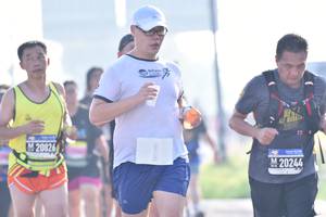 BIB: 20244
                            <button type="button" onclick="openModal(3754454)" class="btn btn-primary btn-sm float-right btn-popup" data-toggle="modal" data-target=".modal-high-quality">
                        <i class="fas fa-shopping-cart"></i> Add to Cart
                    </button>
                                            <button type="button" onclick="isThisMe(3754454, true)" class="btn btn-success btn-sm float-right btn-popup btn-isme hidden" data-toggle="tooltip" data-placement="bottom" title="นี่คือรูปของคุณใช่ไหม คลิกที่นี่เพื่อเอาเข้าอัลบั้ม">
                        <i class="fas fa-plus"></i> Add to album
                    </button>
                    <button type="button" onclick="isThisMe(3754454, false)" class="btn btn-warning btn-sm float-right btn-popup btn-isnotme hidden">
                        <i class="fas fa-ban"></i> Remove from album
                    </button>