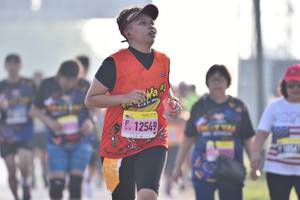 BIB: 12549
                            <button type="button" onclick="openModal(3765644)" class="btn btn-primary btn-sm float-right btn-popup" data-toggle="modal" data-target=".modal-high-quality">
                        <i class="fas fa-shopping-cart"></i> Add to Cart
                    </button>
                                            <button type="button" onclick="isThisMe(3765644, true)" class="btn btn-success btn-sm float-right btn-popup btn-isme hidden" data-toggle="tooltip" data-placement="bottom" title="นี่คือรูปของคุณใช่ไหม คลิกที่นี่เพื่อเอาเข้าอัลบั้ม">
                        <i class="fas fa-plus"></i> Add to album
                    </button>
                    <button type="button" onclick="isThisMe(3765644, false)" class="btn btn-warning btn-sm float-right btn-popup btn-isnotme hidden">
                        <i class="fas fa-ban"></i> Remove from album
                    </button>