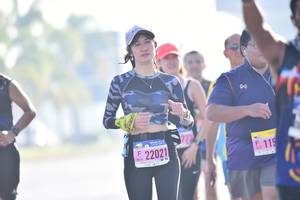 BIB: 22021
                            <button type="button" onclick="openModal(3754886)" class="btn btn-primary btn-sm float-right btn-popup" data-toggle="modal" data-target=".modal-high-quality">
                        <i class="fas fa-shopping-cart"></i> Add to Cart
                    </button>
                                            <button type="button" onclick="isThisMe(3754886, true)" class="btn btn-success btn-sm float-right btn-popup btn-isme hidden" data-toggle="tooltip" data-placement="bottom" title="นี่คือรูปของคุณใช่ไหม คลิกที่นี่เพื่อเอาเข้าอัลบั้ม">
                        <i class="fas fa-plus"></i> Add to album
                    </button>
                    <button type="button" onclick="isThisMe(3754886, false)" class="btn btn-warning btn-sm float-right btn-popup btn-isnotme hidden">
                        <i class="fas fa-ban"></i> Remove from album
                    </button>