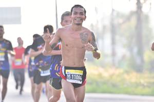 BIB: 
                            <button type="button" onclick="openModal(3781107)" class="btn btn-primary btn-sm float-right btn-popup" data-toggle="modal" data-target=".modal-high-quality">
                        <i class="fas fa-shopping-cart"></i> Add to Cart
                    </button>
                                            <button type="button" onclick="isThisMe(3781107, true)" class="btn btn-success btn-sm float-right btn-popup btn-isme hidden" data-toggle="tooltip" data-placement="bottom" title="นี่คือรูปของคุณใช่ไหม คลิกที่นี่เพื่อเอาเข้าอัลบั้ม">
                        <i class="fas fa-plus"></i> Add to album
                    </button>
                    <button type="button" onclick="isThisMe(3781107, false)" class="btn btn-warning btn-sm float-right btn-popup btn-isnotme hidden">
                        <i class="fas fa-ban"></i> Remove from album
                    </button>