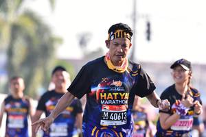 BIB: 40613, 222
                            <button type="button" onclick="openModal(3666297)" class="btn btn-primary btn-sm float-right btn-popup" data-toggle="modal" data-target=".modal-high-quality">
                        <i class="fas fa-shopping-cart"></i> Add to Cart
                    </button>
                                            <button type="button" onclick="isThisMe(3666297, true)" class="btn btn-success btn-sm float-right btn-popup btn-isme hidden" data-toggle="tooltip" data-placement="bottom" title="นี่คือรูปของคุณใช่ไหม คลิกที่นี่เพื่อเอาเข้าอัลบั้ม">
                        <i class="fas fa-plus"></i> Add to album
                    </button>
                    <button type="button" onclick="isThisMe(3666297, false)" class="btn btn-warning btn-sm float-right btn-popup btn-isnotme hidden">
                        <i class="fas fa-ban"></i> Remove from album
                    </button>