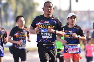 BIB: 326, 21927
                            <button type="button" onclick="openModal(3741838)" class="btn btn-primary btn-sm float-right btn-popup" data-toggle="modal" data-target=".modal-high-quality">
                        <i class="fas fa-shopping-cart"></i> Add to Cart
                    </button>
                                            <button type="button" onclick="isThisMe(3741838, true)" class="btn btn-success btn-sm float-right btn-popup btn-isme hidden" data-toggle="tooltip" data-placement="bottom" title="นี่คือรูปของคุณใช่ไหม คลิกที่นี่เพื่อเอาเข้าอัลบั้ม">
                        <i class="fas fa-plus"></i> Add to album
                    </button>
                    <button type="button" onclick="isThisMe(3741838, false)" class="btn btn-warning btn-sm float-right btn-popup btn-isnotme hidden">
                        <i class="fas fa-ban"></i> Remove from album
                    </button>