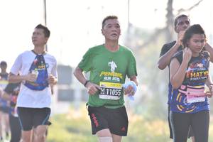 BIB: 11055
                            <button type="button" onclick="openModal(3757941)" class="btn btn-primary btn-sm float-right btn-popup" data-toggle="modal" data-target=".modal-high-quality">
                        <i class="fas fa-shopping-cart"></i> Add to Cart
                    </button>
                                            <button type="button" onclick="isThisMe(3757941, true)" class="btn btn-success btn-sm float-right btn-popup btn-isme hidden" data-toggle="tooltip" data-placement="bottom" title="นี่คือรูปของคุณใช่ไหม คลิกที่นี่เพื่อเอาเข้าอัลบั้ม">
                        <i class="fas fa-plus"></i> Add to album
                    </button>
                    <button type="button" onclick="isThisMe(3757941, false)" class="btn btn-warning btn-sm float-right btn-popup btn-isnotme hidden">
                        <i class="fas fa-ban"></i> Remove from album
                    </button>