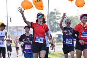 BIB: 20035, 245
                            <button type="button" onclick="openModal(3663304)" class="btn btn-primary btn-sm float-right btn-popup" data-toggle="modal" data-target=".modal-high-quality">
                        <i class="fas fa-shopping-cart"></i> Add to Cart
                    </button>
                                            <button type="button" onclick="isThisMe(3663304, true)" class="btn btn-success btn-sm float-right btn-popup btn-isme hidden" data-toggle="tooltip" data-placement="bottom" title="นี่คือรูปของคุณใช่ไหม คลิกที่นี่เพื่อเอาเข้าอัลบั้ม">
                        <i class="fas fa-plus"></i> Add to album
                    </button>
                    <button type="button" onclick="isThisMe(3663304, false)" class="btn btn-warning btn-sm float-right btn-popup btn-isnotme hidden">
                        <i class="fas fa-ban"></i> Remove from album
                    </button>