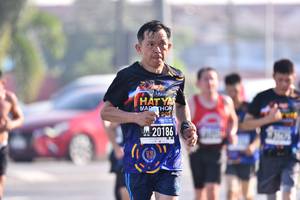 BIB: 20186
                            <button type="button" onclick="openModal(3742521)" class="btn btn-primary btn-sm float-right btn-popup" data-toggle="modal" data-target=".modal-high-quality">
                        <i class="fas fa-shopping-cart"></i> Add to Cart
                    </button>
                                            <button type="button" onclick="isThisMe(3742521, true)" class="btn btn-success btn-sm float-right btn-popup btn-isme hidden" data-toggle="tooltip" data-placement="bottom" title="นี่คือรูปของคุณใช่ไหม คลิกที่นี่เพื่อเอาเข้าอัลบั้ม">
                        <i class="fas fa-plus"></i> Add to album
                    </button>
                    <button type="button" onclick="isThisMe(3742521, false)" class="btn btn-warning btn-sm float-right btn-popup btn-isnotme hidden">
                        <i class="fas fa-ban"></i> Remove from album
                    </button>