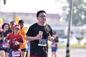 BIB: 2151, 22405
                            <button type="button" onclick="openModal(3663279)" class="btn btn-primary btn-sm float-right btn-popup" data-toggle="modal" data-target=".modal-high-quality">
                        <i class="fas fa-shopping-cart"></i> Add to Cart
                    </button>
                                            <button type="button" onclick="isThisMe(3663279, true)" class="btn btn-success btn-sm float-right btn-popup btn-isme hidden" data-toggle="tooltip" data-placement="bottom" title="นี่คือรูปของคุณใช่ไหม คลิกที่นี่เพื่อเอาเข้าอัลบั้ม">
                        <i class="fas fa-plus"></i> Add to album
                    </button>
                    <button type="button" onclick="isThisMe(3663279, false)" class="btn btn-warning btn-sm float-right btn-popup btn-isnotme hidden">
                        <i class="fas fa-ban"></i> Remove from album
                    </button>