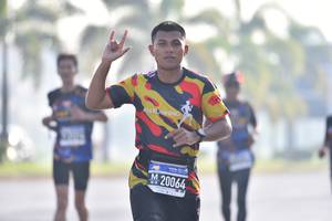 BIB: 20064
                            <button type="button" onclick="openModal(3748136)" class="btn btn-primary btn-sm float-right btn-popup" data-toggle="modal" data-target=".modal-high-quality">
                        <i class="fas fa-shopping-cart"></i> Add to Cart
                    </button>
                                            <button type="button" onclick="isThisMe(3748136, true)" class="btn btn-success btn-sm float-right btn-popup btn-isme hidden" data-toggle="tooltip" data-placement="bottom" title="นี่คือรูปของคุณใช่ไหม คลิกที่นี่เพื่อเอาเข้าอัลบั้ม">
                        <i class="fas fa-plus"></i> Add to album
                    </button>
                    <button type="button" onclick="isThisMe(3748136, false)" class="btn btn-warning btn-sm float-right btn-popup btn-isnotme hidden">
                        <i class="fas fa-ban"></i> Remove from album
                    </button>