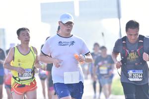 BIB: 20826, 20244
                            <button type="button" onclick="openModal(3754452)" class="btn btn-primary btn-sm float-right btn-popup" data-toggle="modal" data-target=".modal-high-quality">
                        <i class="fas fa-shopping-cart"></i> Add to Cart
                    </button>
                                            <button type="button" onclick="isThisMe(3754452, true)" class="btn btn-success btn-sm float-right btn-popup btn-isme hidden" data-toggle="tooltip" data-placement="bottom" title="นี่คือรูปของคุณใช่ไหม คลิกที่นี่เพื่อเอาเข้าอัลบั้ม">
                        <i class="fas fa-plus"></i> Add to album
                    </button>
                    <button type="button" onclick="isThisMe(3754452, false)" class="btn btn-warning btn-sm float-right btn-popup btn-isnotme hidden">
                        <i class="fas fa-ban"></i> Remove from album
                    </button>