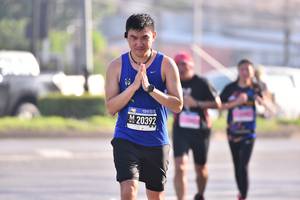 BIB: 20392
                            <button type="button" onclick="openModal(3742109)" class="btn btn-primary btn-sm float-right btn-popup" data-toggle="modal" data-target=".modal-high-quality">
                        <i class="fas fa-shopping-cart"></i> Add to Cart
                    </button>
                                            <button type="button" onclick="isThisMe(3742109, true)" class="btn btn-success btn-sm float-right btn-popup btn-isme hidden" data-toggle="tooltip" data-placement="bottom" title="นี่คือรูปของคุณใช่ไหม คลิกที่นี่เพื่อเอาเข้าอัลบั้ม">
                        <i class="fas fa-plus"></i> Add to album
                    </button>
                    <button type="button" onclick="isThisMe(3742109, false)" class="btn btn-warning btn-sm float-right btn-popup btn-isnotme hidden">
                        <i class="fas fa-ban"></i> Remove from album
                    </button>