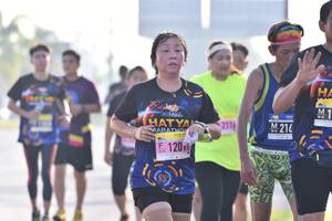 BIB: 2114, 211, 120
                            <button type="button" onclick="openModal(3747589)" class="btn btn-primary btn-sm float-right btn-popup" data-toggle="modal" data-target=".modal-high-quality">
                        <i class="fas fa-shopping-cart"></i> Add to Cart
                    </button>
                                            <button type="button" onclick="isThisMe(3747589, true)" class="btn btn-success btn-sm float-right btn-popup btn-isme hidden" data-toggle="tooltip" data-placement="bottom" title="นี่คือรูปของคุณใช่ไหม คลิกที่นี่เพื่อเอาเข้าอัลบั้ม">
                        <i class="fas fa-plus"></i> Add to album
                    </button>
                    <button type="button" onclick="isThisMe(3747589, false)" class="btn btn-warning btn-sm float-right btn-popup btn-isnotme hidden">
                        <i class="fas fa-ban"></i> Remove from album
                    </button>