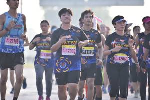 BIB: 21961, 12033, 11159, 120, 12060
                            <button type="button" onclick="openModal(3765417)" class="btn btn-primary btn-sm float-right btn-popup" data-toggle="modal" data-target=".modal-high-quality">
                        <i class="fas fa-shopping-cart"></i> Add to Cart
                    </button>
                                            <button type="button" onclick="isThisMe(3765417, true)" class="btn btn-success btn-sm float-right btn-popup btn-isme hidden" data-toggle="tooltip" data-placement="bottom" title="นี่คือรูปของคุณใช่ไหม คลิกที่นี่เพื่อเอาเข้าอัลบั้ม">
                        <i class="fas fa-plus"></i> Add to album
                    </button>
                    <button type="button" onclick="isThisMe(3765417, false)" class="btn btn-warning btn-sm float-right btn-popup btn-isnotme hidden">
                        <i class="fas fa-ban"></i> Remove from album
                    </button>