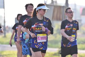 BIB: 
                            <button type="button" onclick="openModal(3746004)" class="btn btn-primary btn-sm float-right btn-popup" data-toggle="modal" data-target=".modal-high-quality">
                        <i class="fas fa-shopping-cart"></i> Add to Cart
                    </button>
                                            <button type="button" onclick="isThisMe(3746004, true)" class="btn btn-success btn-sm float-right btn-popup btn-isme hidden" data-toggle="tooltip" data-placement="bottom" title="นี่คือรูปของคุณใช่ไหม คลิกที่นี่เพื่อเอาเข้าอัลบั้ม">
                        <i class="fas fa-plus"></i> Add to album
                    </button>
                    <button type="button" onclick="isThisMe(3746004, false)" class="btn btn-warning btn-sm float-right btn-popup btn-isnotme hidden">
                        <i class="fas fa-ban"></i> Remove from album
                    </button>