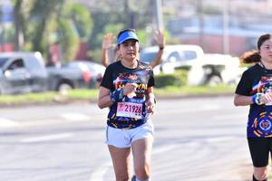 BIB: 21926
                            <button type="button" onclick="openModal(3677641)" class="btn btn-primary btn-sm float-right btn-popup" data-toggle="modal" data-target=".modal-high-quality">
                        <i class="fas fa-shopping-cart"></i> Add to Cart
                    </button>
                                            <button type="button" onclick="isThisMe(3677641, true)" class="btn btn-success btn-sm float-right btn-popup btn-isme hidden" data-toggle="tooltip" data-placement="bottom" title="นี่คือรูปของคุณใช่ไหม คลิกที่นี่เพื่อเอาเข้าอัลบั้ม">
                        <i class="fas fa-plus"></i> Add to album
                    </button>
                    <button type="button" onclick="isThisMe(3677641, false)" class="btn btn-warning btn-sm float-right btn-popup btn-isnotme hidden">
                        <i class="fas fa-ban"></i> Remove from album
                    </button>