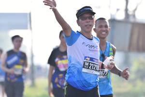 BIB: 
                            <button type="button" onclick="openModal(3746990)" class="btn btn-primary btn-sm float-right btn-popup" data-toggle="modal" data-target=".modal-high-quality">
                        <i class="fas fa-shopping-cart"></i> Add to Cart
                    </button>
                                            <button type="button" onclick="isThisMe(3746990, true)" class="btn btn-success btn-sm float-right btn-popup btn-isme hidden" data-toggle="tooltip" data-placement="bottom" title="นี่คือรูปของคุณใช่ไหม คลิกที่นี่เพื่อเอาเข้าอัลบั้ม">
                        <i class="fas fa-plus"></i> Add to album
                    </button>
                    <button type="button" onclick="isThisMe(3746990, false)" class="btn btn-warning btn-sm float-right btn-popup btn-isnotme hidden">
                        <i class="fas fa-ban"></i> Remove from album
                    </button>