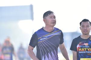 BIB: 201
                            <button type="button" onclick="openModal(3738573)" class="btn btn-primary btn-sm float-right btn-popup" data-toggle="modal" data-target=".modal-high-quality">
                        <i class="fas fa-shopping-cart"></i> Add to Cart
                    </button>
                                            <button type="button" onclick="isThisMe(3738573, true)" class="btn btn-success btn-sm float-right btn-popup btn-isme hidden" data-toggle="tooltip" data-placement="bottom" title="นี่คือรูปของคุณใช่ไหม คลิกที่นี่เพื่อเอาเข้าอัลบั้ม">
                        <i class="fas fa-plus"></i> Add to album
                    </button>
                    <button type="button" onclick="isThisMe(3738573, false)" class="btn btn-warning btn-sm float-right btn-popup btn-isnotme hidden">
                        <i class="fas fa-ban"></i> Remove from album
                    </button>