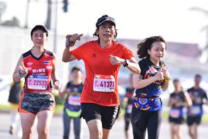 BIB: 4137, 22533
                            <button type="button" onclick="openModal(3668955)" class="btn btn-primary btn-sm float-right btn-popup" data-toggle="modal" data-target=".modal-high-quality">
                        <i class="fas fa-shopping-cart"></i> Add to Cart
                    </button>
                                            <button type="button" onclick="isThisMe(3668955, true)" class="btn btn-success btn-sm float-right btn-popup btn-isme hidden" data-toggle="tooltip" data-placement="bottom" title="นี่คือรูปของคุณใช่ไหม คลิกที่นี่เพื่อเอาเข้าอัลบั้ม">
                        <i class="fas fa-plus"></i> Add to album
                    </button>
                    <button type="button" onclick="isThisMe(3668955, false)" class="btn btn-warning btn-sm float-right btn-popup btn-isnotme hidden">
                        <i class="fas fa-ban"></i> Remove from album
                    </button>