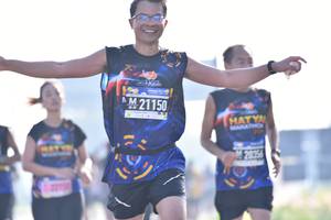 BIB: 21150, 
                            <button type="button" onclick="openModal(3740730)" class="btn btn-primary btn-sm float-right btn-popup" data-toggle="modal" data-target=".modal-high-quality">
                        <i class="fas fa-shopping-cart"></i> Add to Cart
                    </button>
                                            <button type="button" onclick="isThisMe(3740730, true)" class="btn btn-success btn-sm float-right btn-popup btn-isme hidden" data-toggle="tooltip" data-placement="bottom" title="นี่คือรูปของคุณใช่ไหม คลิกที่นี่เพื่อเอาเข้าอัลบั้ม">
                        <i class="fas fa-plus"></i> Add to album
                    </button>
                    <button type="button" onclick="isThisMe(3740730, false)" class="btn btn-warning btn-sm float-right btn-popup btn-isnotme hidden">
                        <i class="fas fa-ban"></i> Remove from album
                    </button>