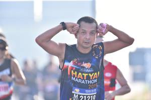 BIB: 2011, 21219
                            <button type="button" onclick="openModal(3754550)" class="btn btn-primary btn-sm float-right btn-popup" data-toggle="modal" data-target=".modal-high-quality">
                        <i class="fas fa-shopping-cart"></i> Add to Cart
                    </button>
                                            <button type="button" onclick="isThisMe(3754550, true)" class="btn btn-success btn-sm float-right btn-popup btn-isme hidden" data-toggle="tooltip" data-placement="bottom" title="นี่คือรูปของคุณใช่ไหม คลิกที่นี่เพื่อเอาเข้าอัลบั้ม">
                        <i class="fas fa-plus"></i> Add to album
                    </button>
                    <button type="button" onclick="isThisMe(3754550, false)" class="btn btn-warning btn-sm float-right btn-popup btn-isnotme hidden">
                        <i class="fas fa-ban"></i> Remove from album
                    </button>