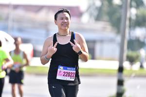 BIB: 22022
                            <button type="button" onclick="openModal(3699664)" class="btn btn-primary btn-sm float-right btn-popup" data-toggle="modal" data-target=".modal-high-quality">
                        <i class="fas fa-shopping-cart"></i> Add to Cart
                    </button>
                                            <button type="button" onclick="isThisMe(3699664, true)" class="btn btn-success btn-sm float-right btn-popup btn-isme hidden" data-toggle="tooltip" data-placement="bottom" title="นี่คือรูปของคุณใช่ไหม คลิกที่นี่เพื่อเอาเข้าอัลบั้ม">
                        <i class="fas fa-plus"></i> Add to album
                    </button>
                    <button type="button" onclick="isThisMe(3699664, false)" class="btn btn-warning btn-sm float-right btn-popup btn-isnotme hidden">
                        <i class="fas fa-ban"></i> Remove from album
                    </button>