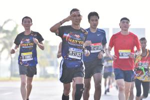 BIB: 1049, 21303
                            <button type="button" onclick="openModal(3760237)" class="btn btn-primary btn-sm float-right btn-popup" data-toggle="modal" data-target=".modal-high-quality">
                        <i class="fas fa-shopping-cart"></i> Add to Cart
                    </button>
                                            <button type="button" onclick="isThisMe(3760237, true)" class="btn btn-success btn-sm float-right btn-popup btn-isme hidden" data-toggle="tooltip" data-placement="bottom" title="นี่คือรูปของคุณใช่ไหม คลิกที่นี่เพื่อเอาเข้าอัลบั้ม">
                        <i class="fas fa-plus"></i> Add to album
                    </button>
                    <button type="button" onclick="isThisMe(3760237, false)" class="btn btn-warning btn-sm float-right btn-popup btn-isnotme hidden">
                        <i class="fas fa-ban"></i> Remove from album
                    </button>