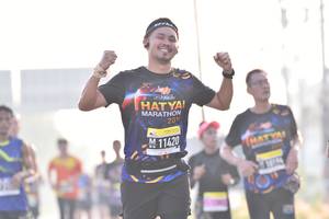 BIB: 201, 11420
                            <button type="button" onclick="openModal(3780905)" class="btn btn-primary btn-sm float-right btn-popup" data-toggle="modal" data-target=".modal-high-quality">
                        <i class="fas fa-shopping-cart"></i> Add to Cart
                    </button>
                                            <button type="button" onclick="isThisMe(3780905, true)" class="btn btn-success btn-sm float-right btn-popup btn-isme hidden" data-toggle="tooltip" data-placement="bottom" title="นี่คือรูปของคุณใช่ไหม คลิกที่นี่เพื่อเอาเข้าอัลบั้ม">
                        <i class="fas fa-plus"></i> Add to album
                    </button>
                    <button type="button" onclick="isThisMe(3780905, false)" class="btn btn-warning btn-sm float-right btn-popup btn-isnotme hidden">
                        <i class="fas fa-ban"></i> Remove from album
                    </button>