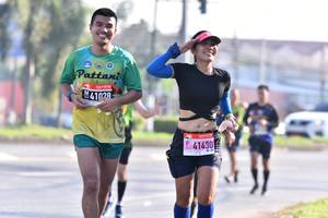 BIB: 4102, 41430
                            <button type="button" onclick="openModal(3663625)" class="btn btn-primary btn-sm float-right btn-popup" data-toggle="modal" data-target=".modal-high-quality">
                        <i class="fas fa-shopping-cart"></i> Add to Cart
                    </button>
                                            <button type="button" onclick="isThisMe(3663625, true)" class="btn btn-success btn-sm float-right btn-popup btn-isme hidden" data-toggle="tooltip" data-placement="bottom" title="นี่คือรูปของคุณใช่ไหม คลิกที่นี่เพื่อเอาเข้าอัลบั้ม">
                        <i class="fas fa-plus"></i> Add to album
                    </button>
                    <button type="button" onclick="isThisMe(3663625, false)" class="btn btn-warning btn-sm float-right btn-popup btn-isnotme hidden">
                        <i class="fas fa-ban"></i> Remove from album
                    </button>